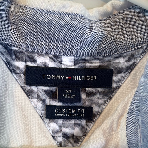 Tommy Hilfiger Button-Up American Flag Shirt - Picture 7 of 7